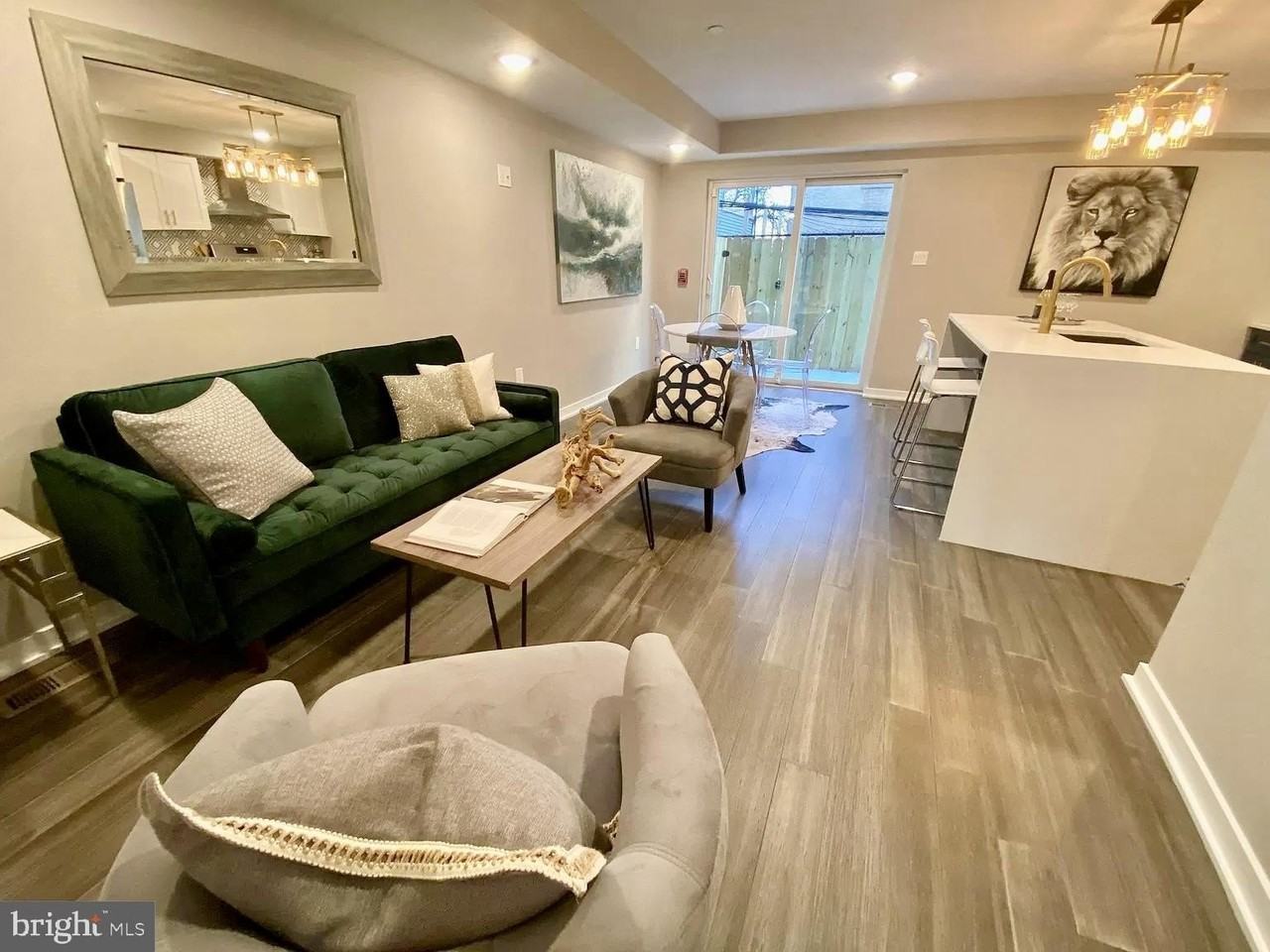 765 North Uber Street #1 - Photo 4 of 16