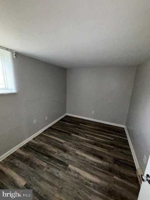 27 E Main St Apt F #F - Photo 4 of 6