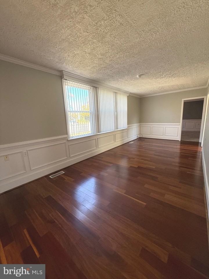 17141 Gail Dr - Photo 7 of 16