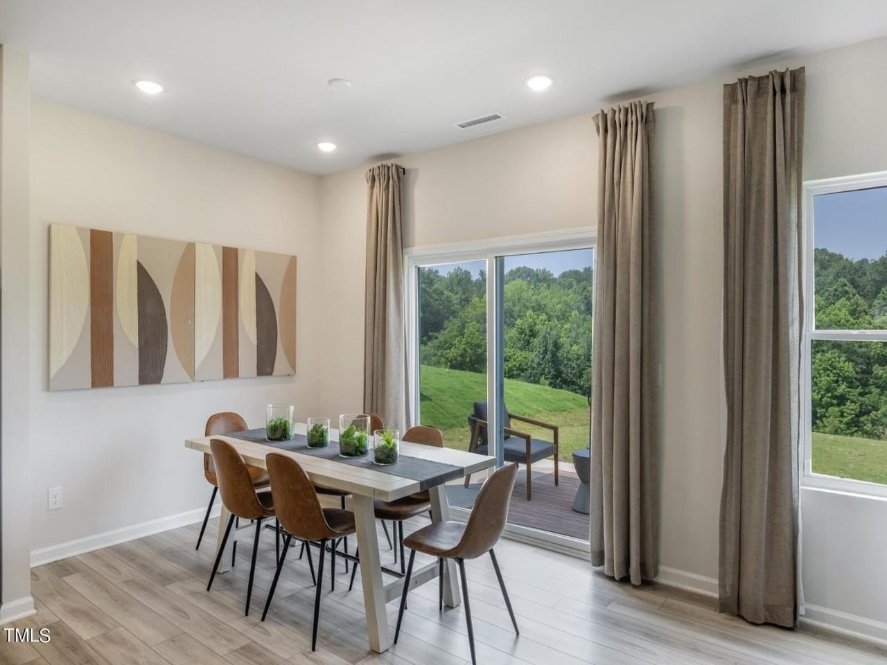 327 White Birch Ln - Photo 3 of 15