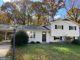 704 Kings Lane - Photo 1 of 1