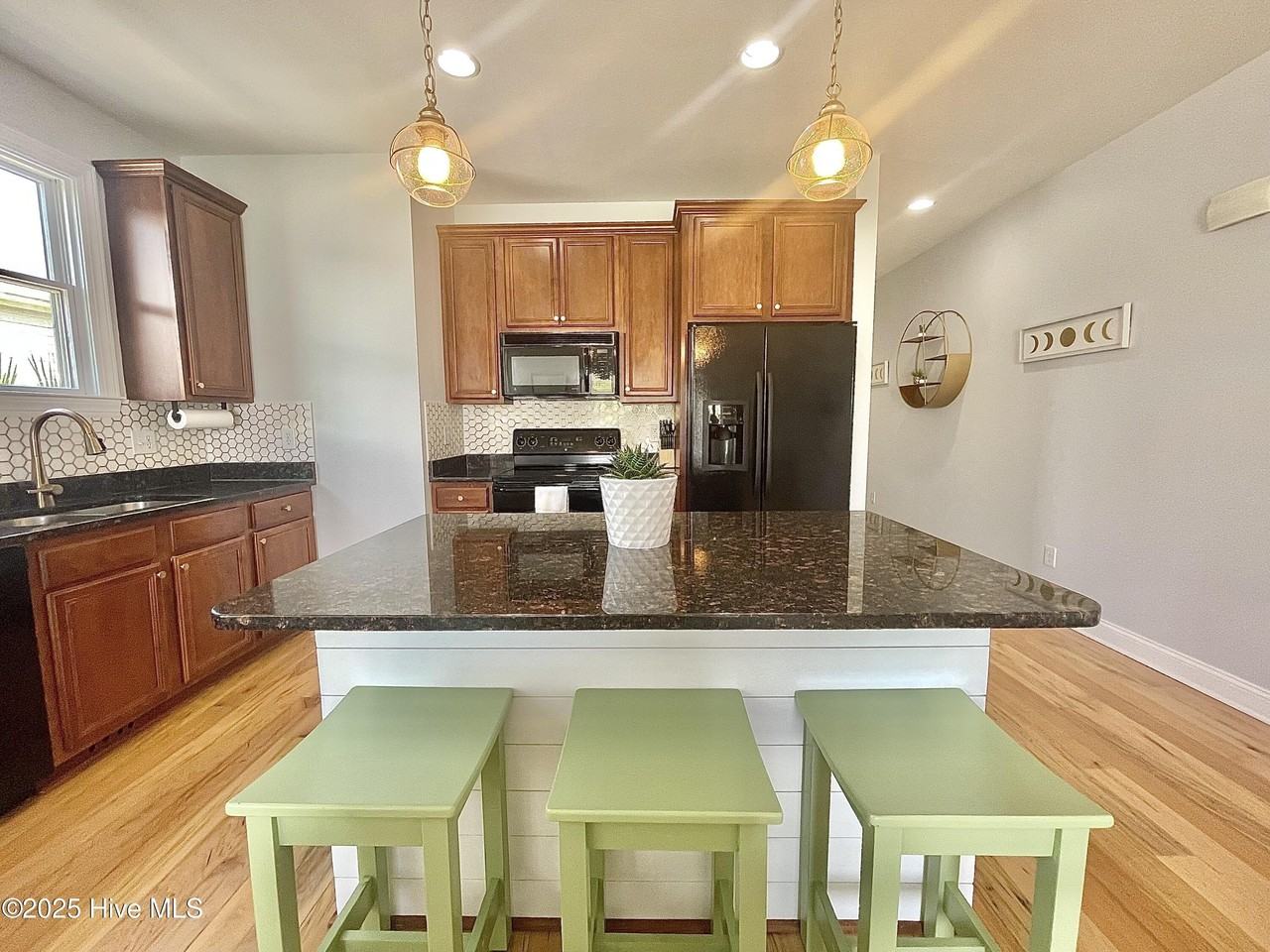 1306 Snapper Ln Unit 1 #1 - Photo 4 of 15