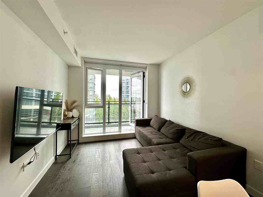 3200 Corvette Way #8xx - Photo 5 of 13