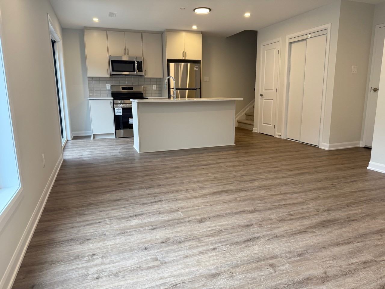 19-301 Glenroy Gilbert Drive - Photo 2 of 11