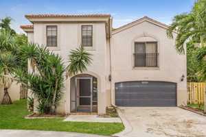 featured image of 12620 Shoreside Ln