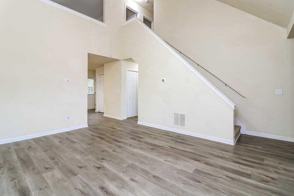 67 Middlebrook Dr - Photo 6 of 17