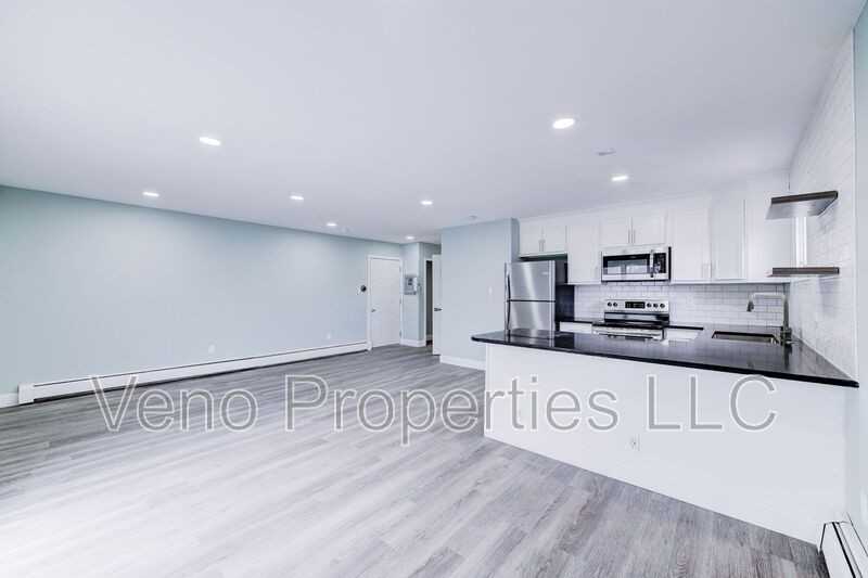 13 Bancker Ave #8 - Photo 7 of 17