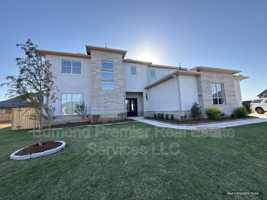 featured image of 8340 Northwest 130th Circle