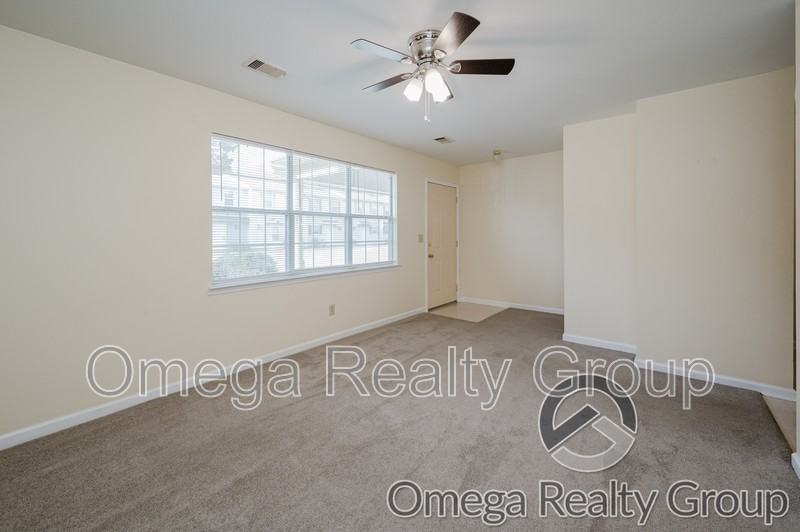 484 Grey Hill Rd #7 - Photo 5 of 21
