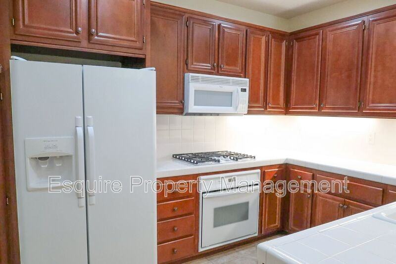 232 Lightwood St - Photo 5 of 35