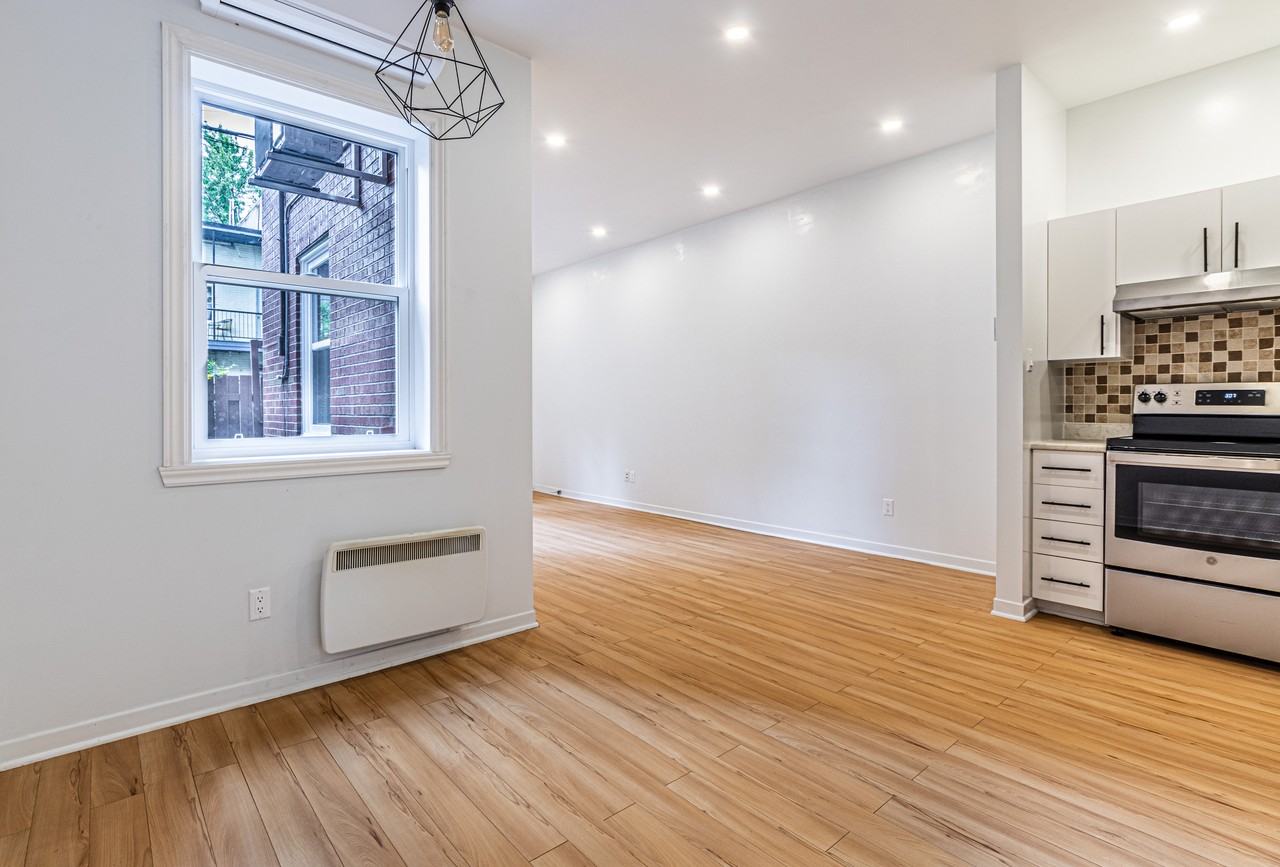 4690 Rue de Bordeaux - Photo 4 of 16