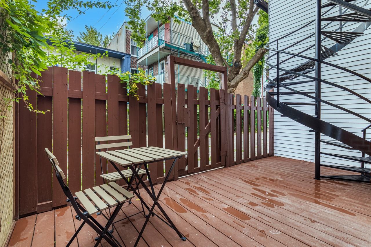 4690 Rue de Bordeaux - Photo 2 of 16