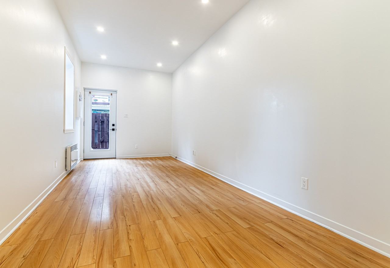 4690 Rue de Bordeaux - Photo 6 of 16