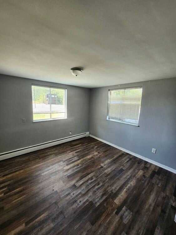 125 Starling Road - Photo 7 of 35