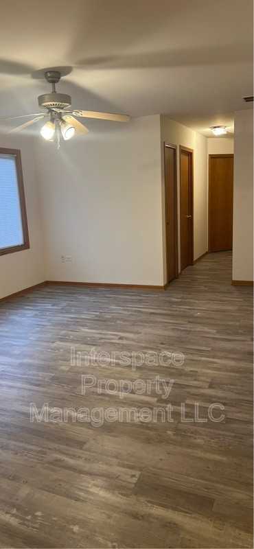 1335 Rock Run Drive - Photo 2 of 23