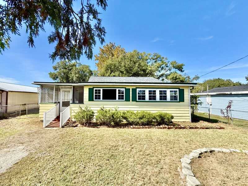 5506 Staley Dr - Photo 2 of 50