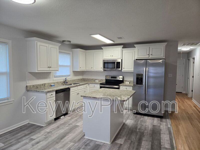 4580 Hickory Drive - Photo 3 of 9