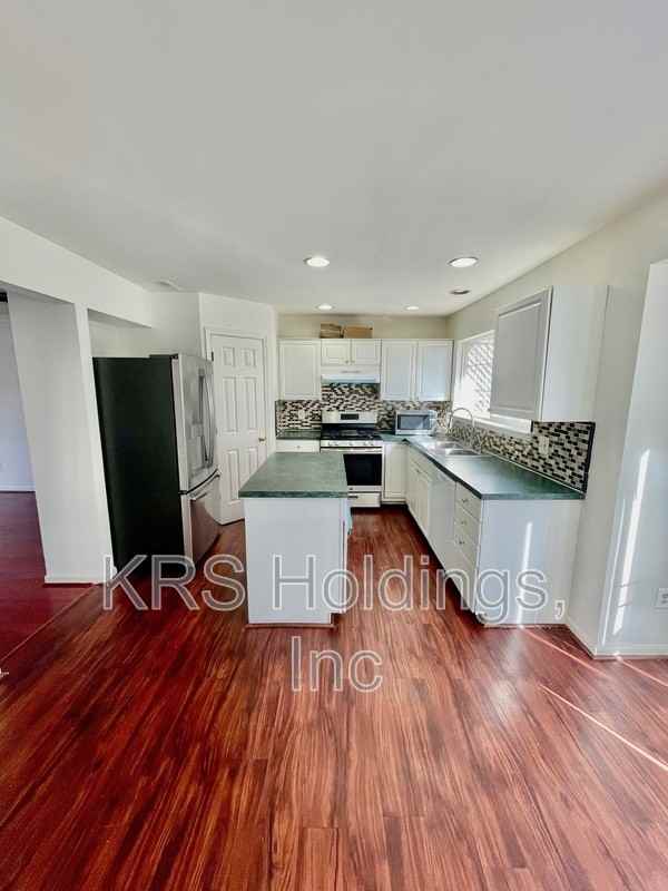 16949 Toms River Loop - Photo 2 of 22