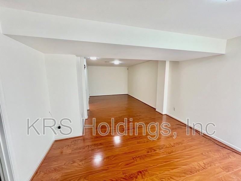 16949 Toms River Loop - Photo 6 of 22