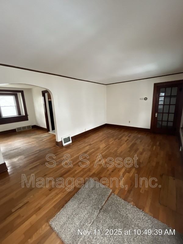 1213 Edward St - Photo 6 of 21