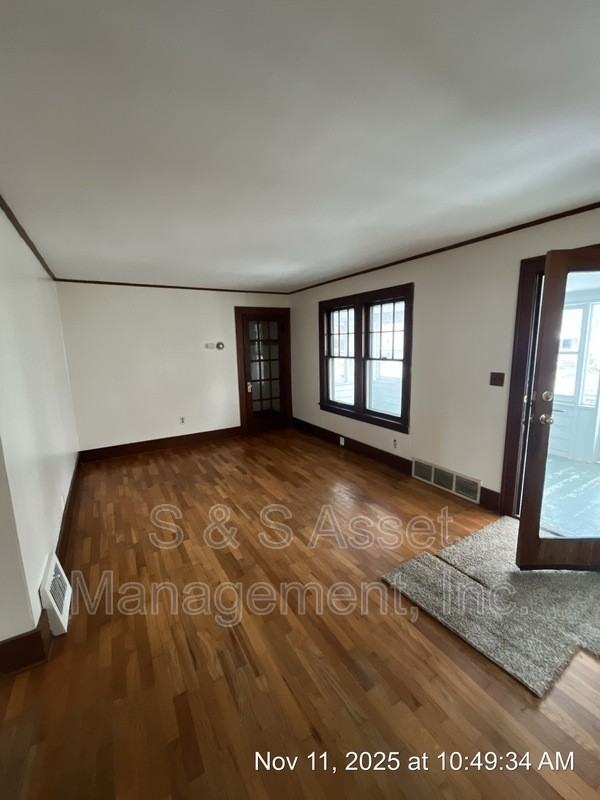 1213 Edward St - Photo 7 of 21