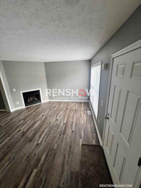 161 Cloverdale St - Photo 4 of 24