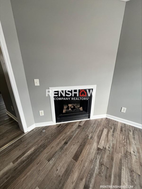 161 Cloverdale St - Photo 5 of 24