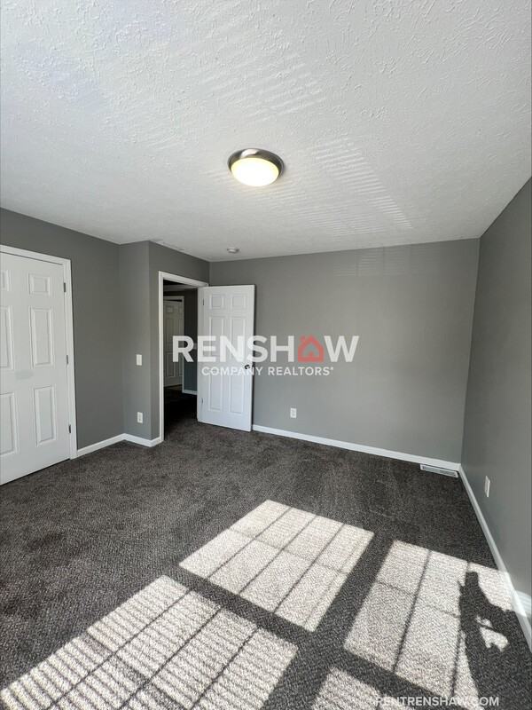 161 Cloverdale St - Photo 7 of 18