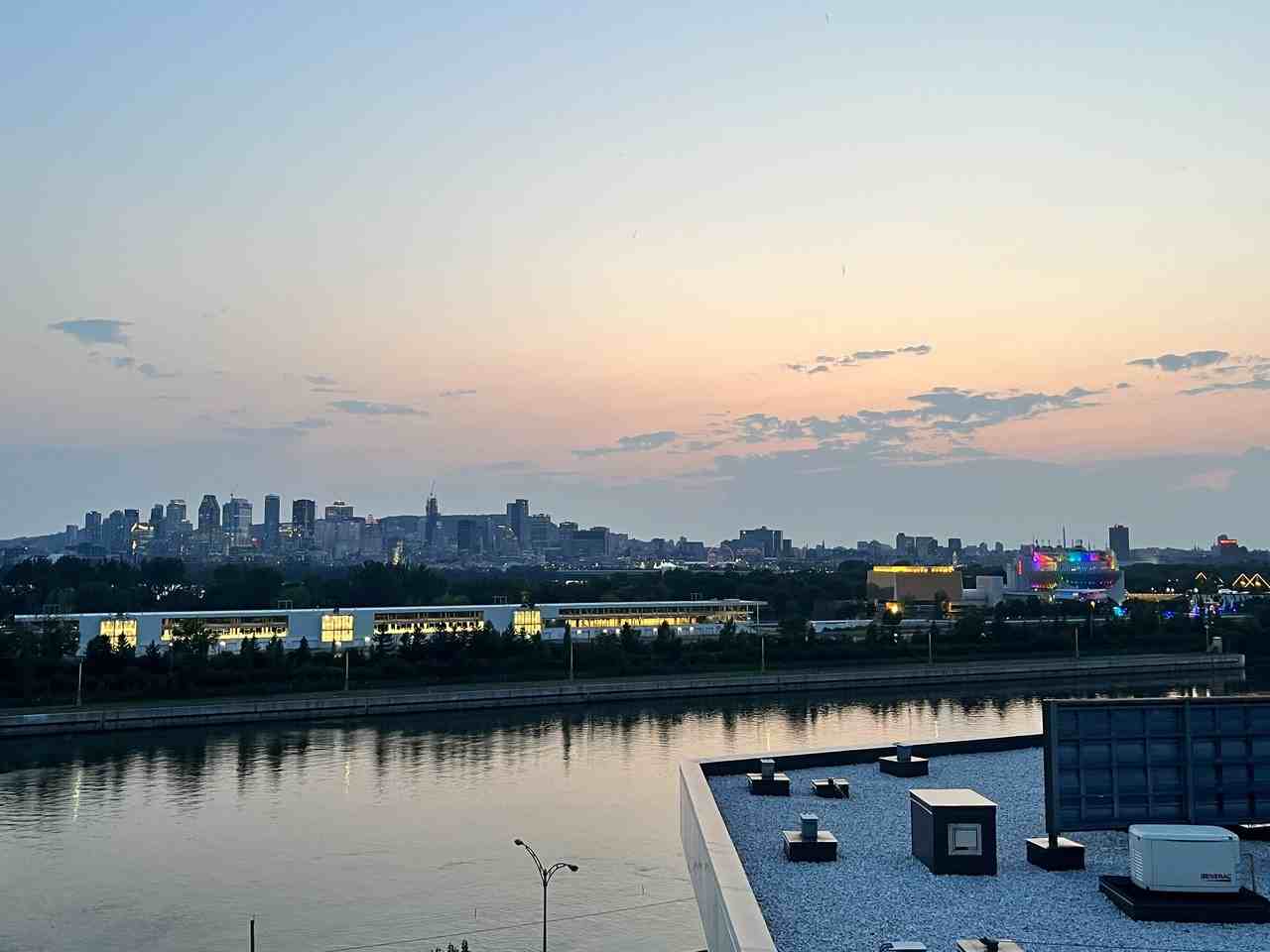 281 rue Riverside - Photo 4 of 5