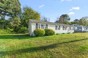 featured image of 2302 Norfolk St