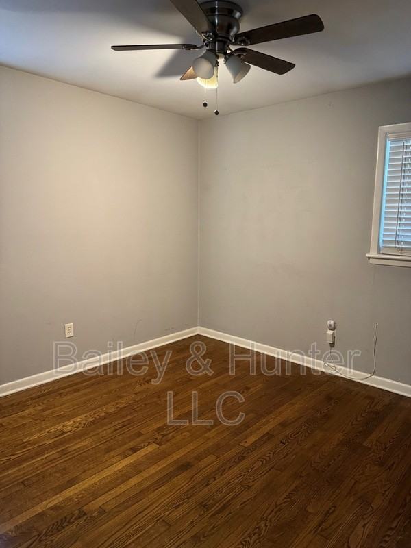 440 Mead St Se - Photo 4 of 7