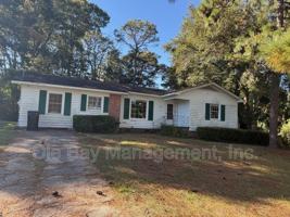 featured image of 427 Myrtlewood Ave