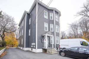 featured image of 10 River St #3