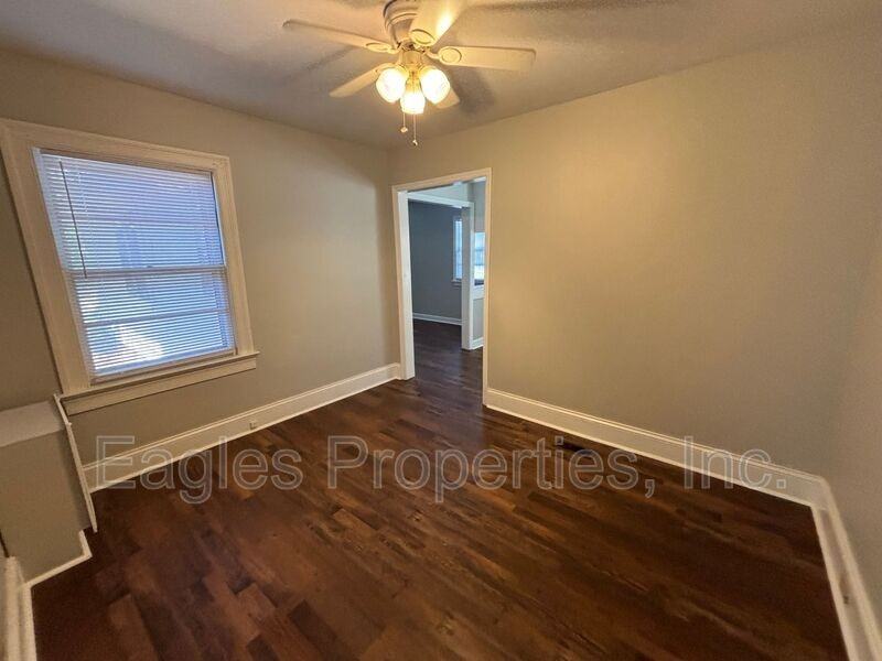 1203 Edgerton St - Photo 7 of 11