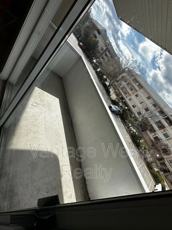 3101 De Montreuil Crt - Photo 7 of 11