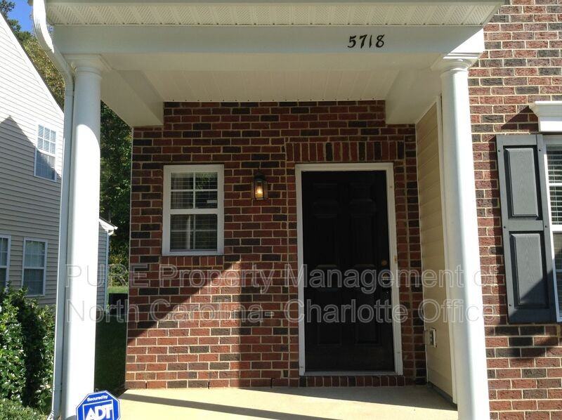 5718 Bent Creek Cir - Photo 2 of 31