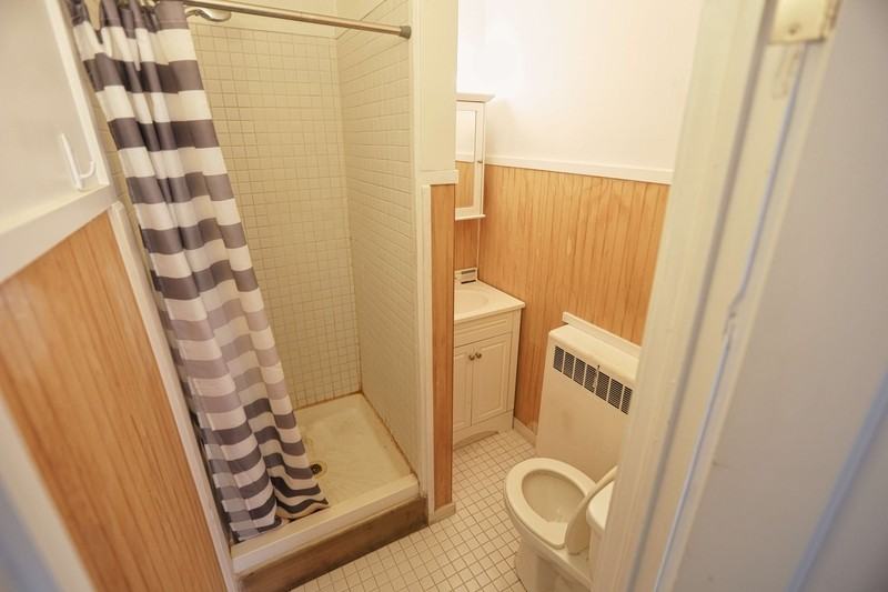 326 E Savidge St #4 - Photo 5 of 6