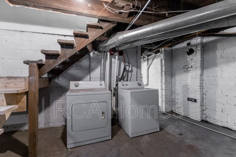 1115 N Oxford St - Photo 7 of 11