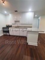 featured image of 2407 Scott St