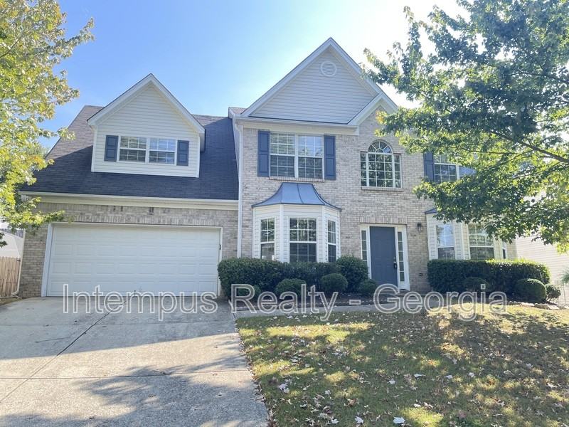 2054 Pierce Way - Photo 2 of 38