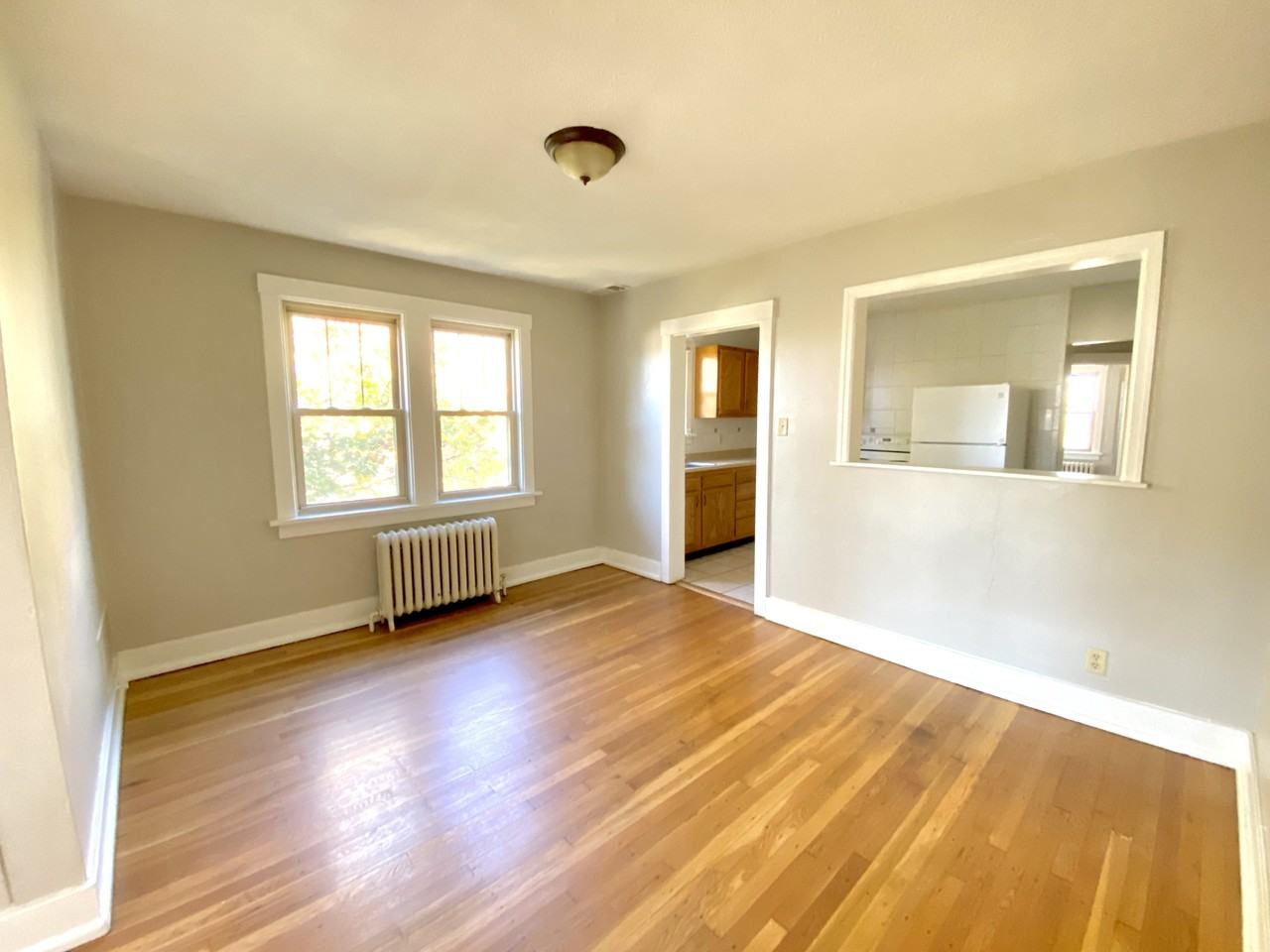 STATESMAN APARTMENTS -- 081 - Photo 7 of 18