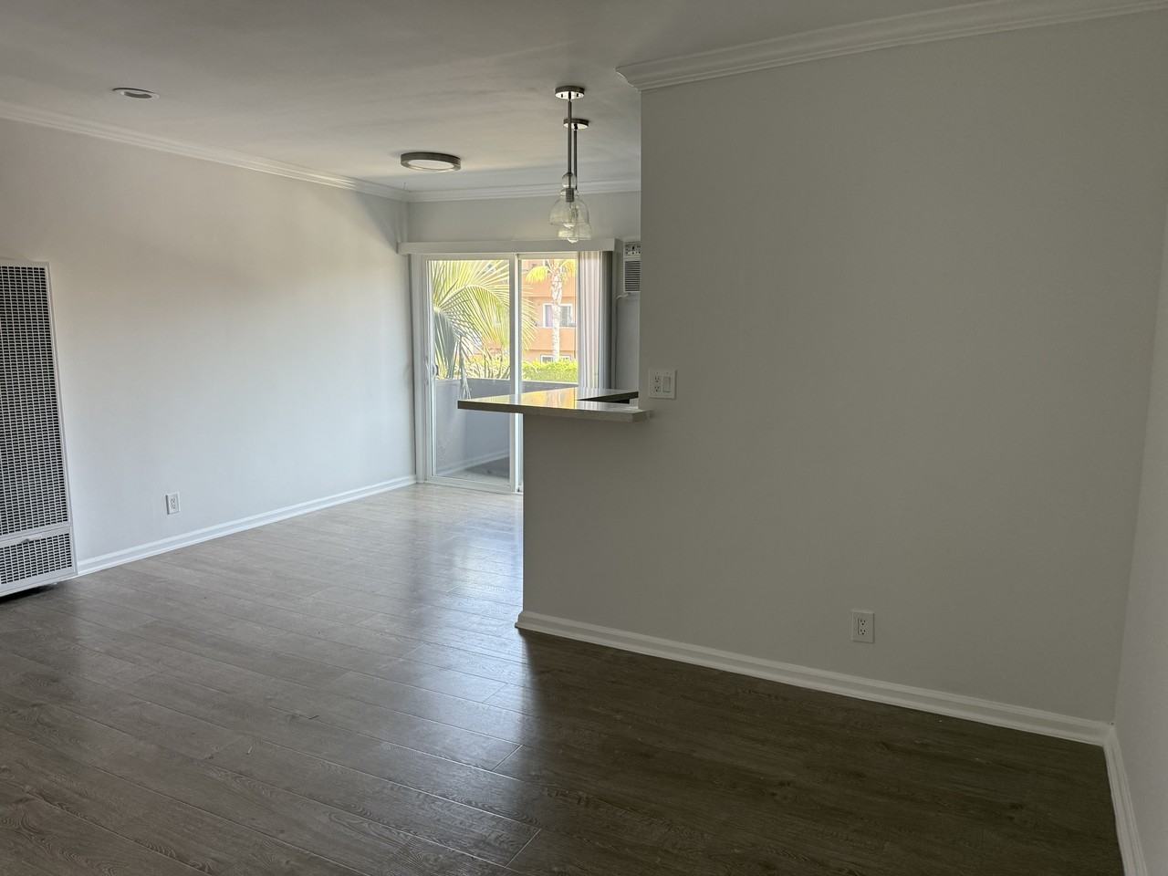 1327 S St. Andrews Pl - Photo 4 of 16