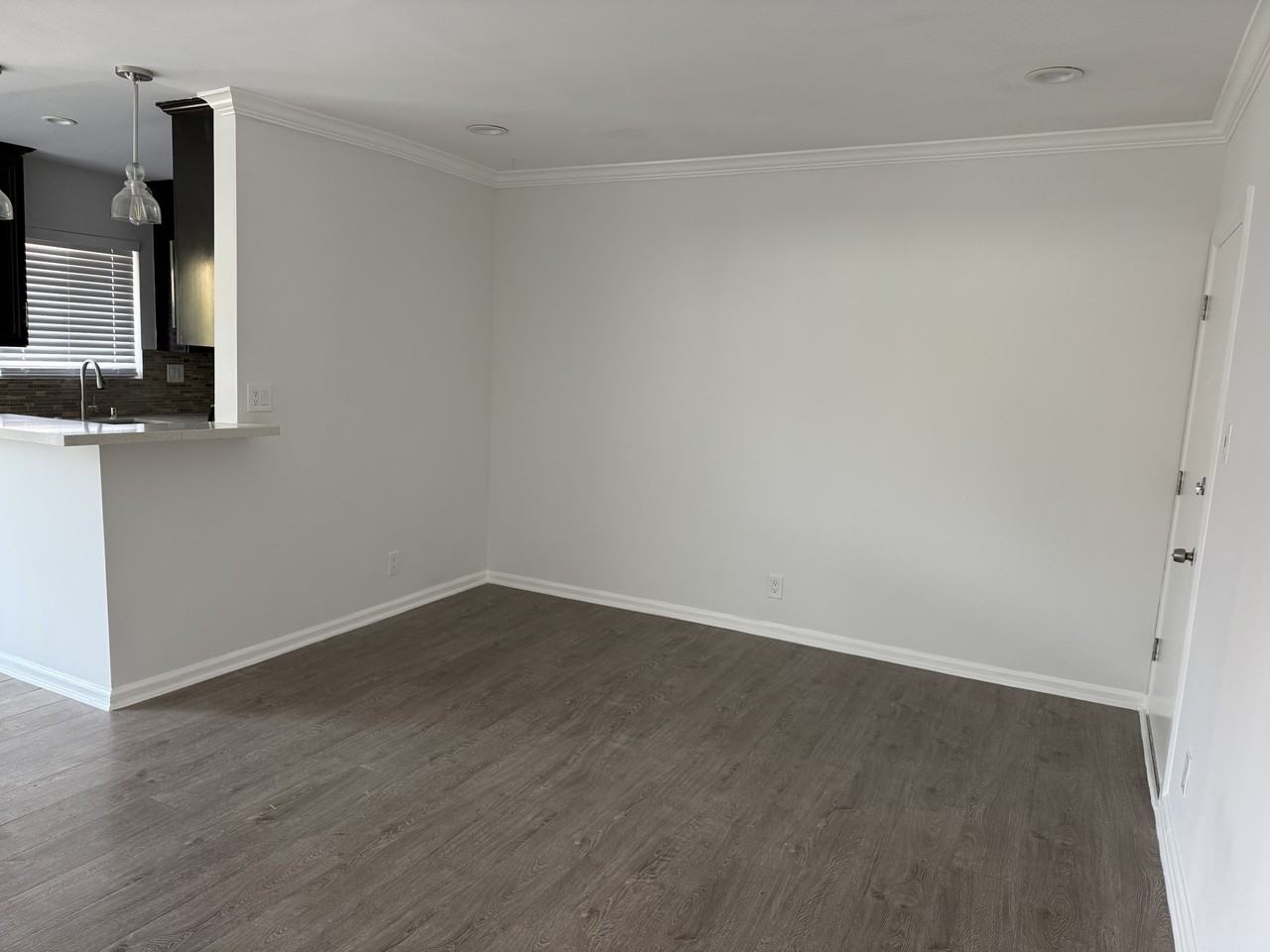 1327 S St. Andrews Pl - Photo 6 of 16