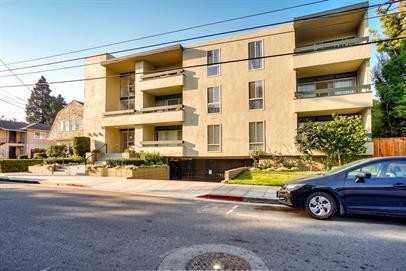 131 Elm Street - Photo 3 of 21