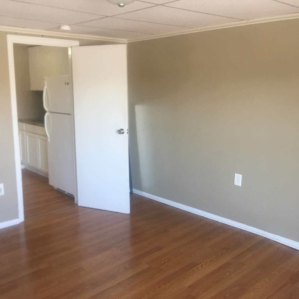 4880 E Prospect Rd - Photo 2 of 13