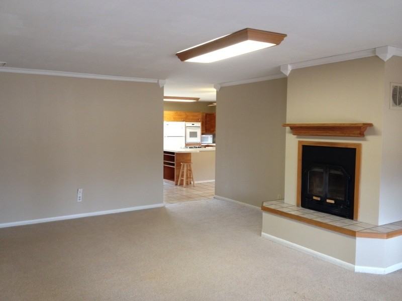 2217 W. 5th - Photo 3 of 17