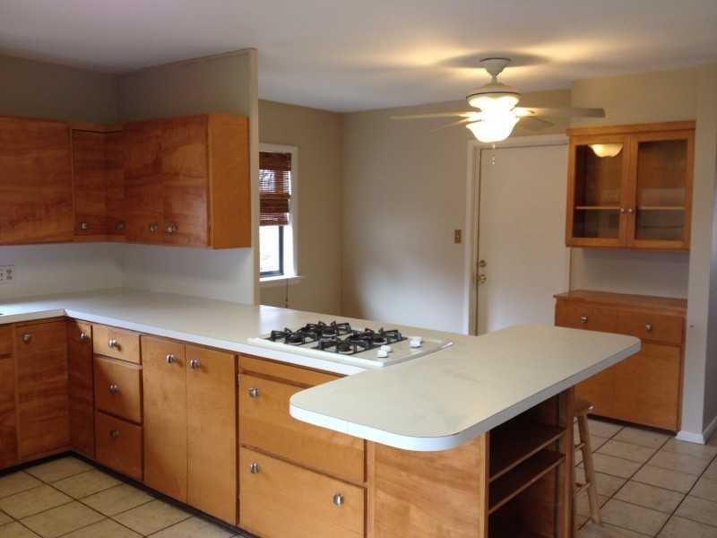 2217 W. 5th - Photo 4 of 17