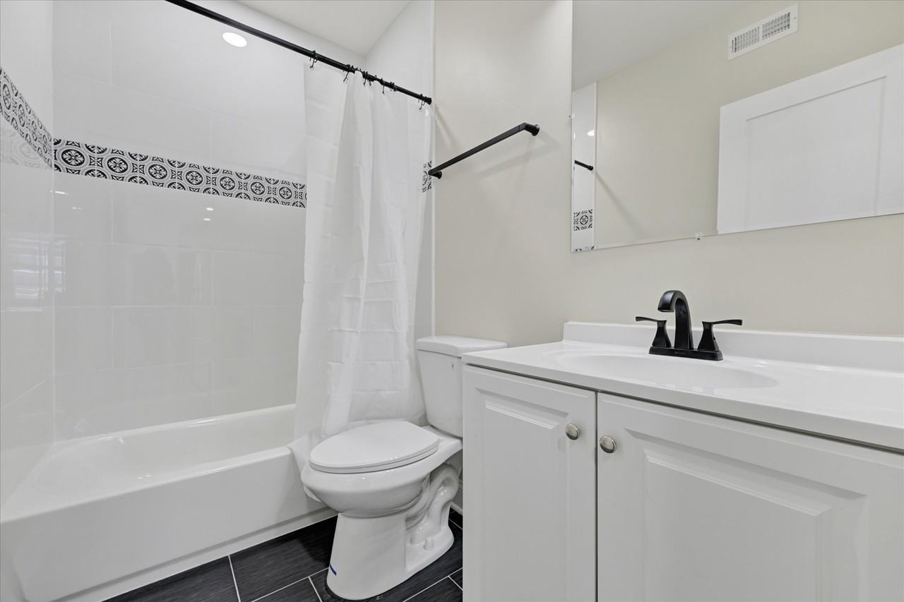 4706 Harford Road - Photo 2 of 15