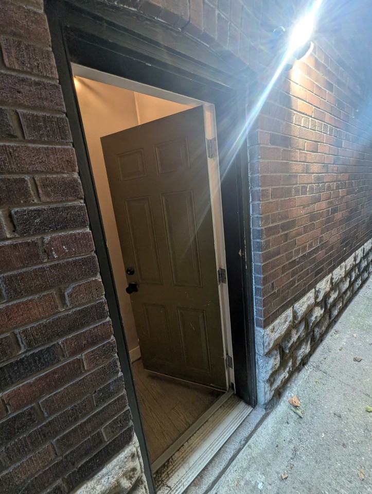 2132 Dundas Street West - Photo 3 of 12