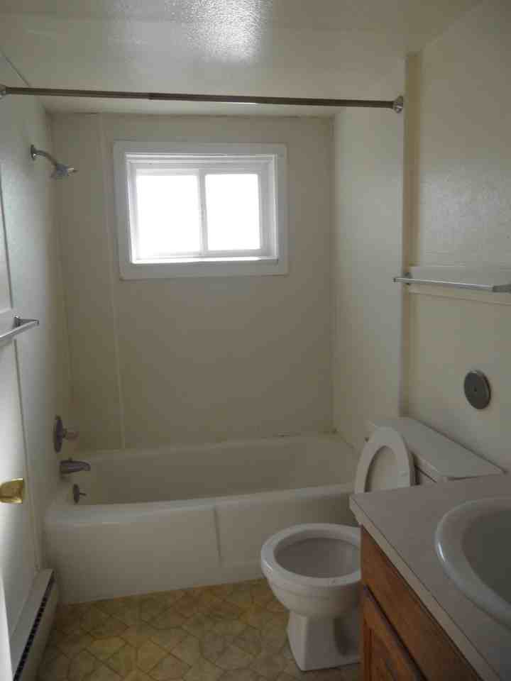 715 Beaufort Street - Photo 4 of 7